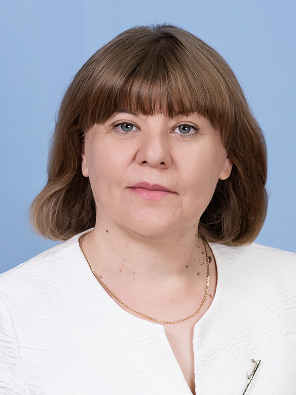 Козлова Оксана Николаевна.