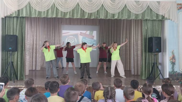 Акция "Любимые вожатые".